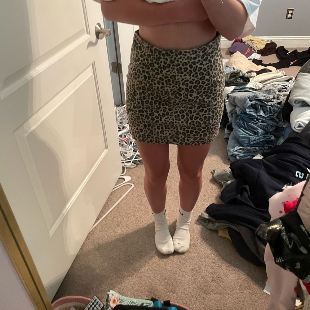 Cheetah mini skirt